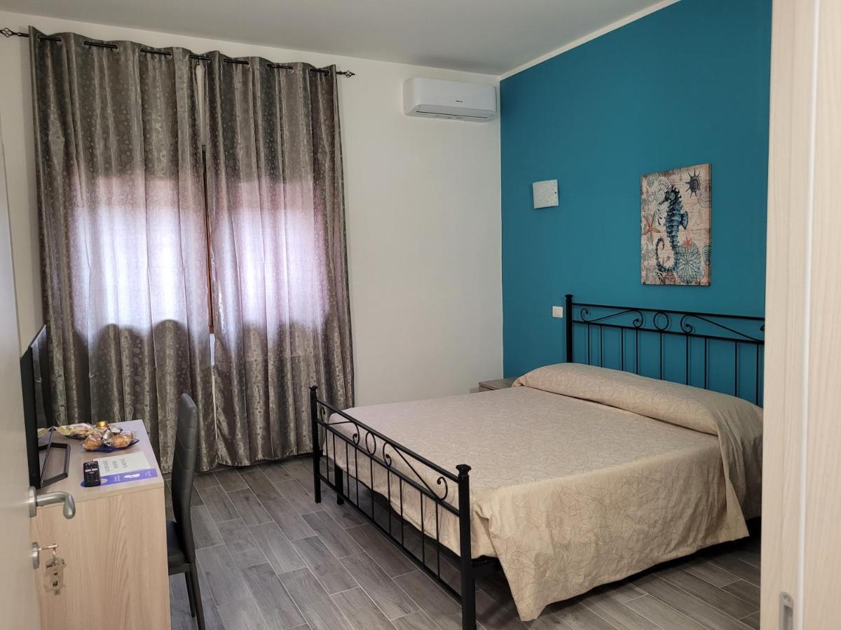 Rooms Da Pisicchio 菲乌米奇诺 外观 照片